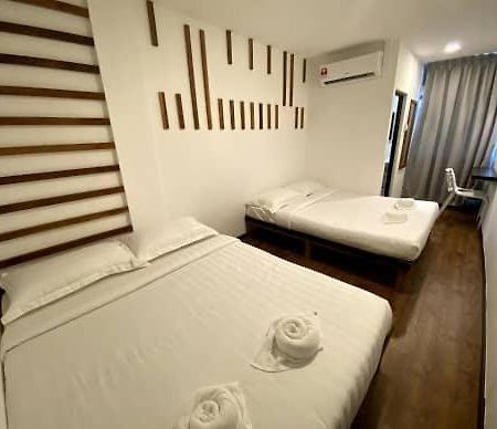 Kuching Hotel Εξωτερικό φωτογραφία