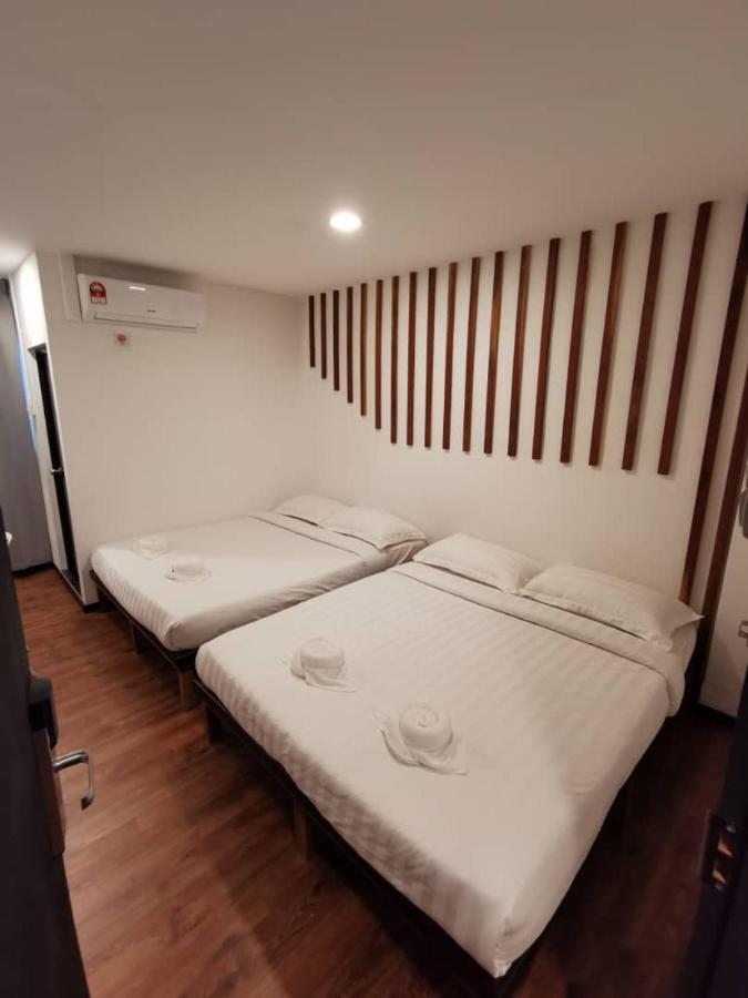 Kuching Hotel Εξωτερικό φωτογραφία